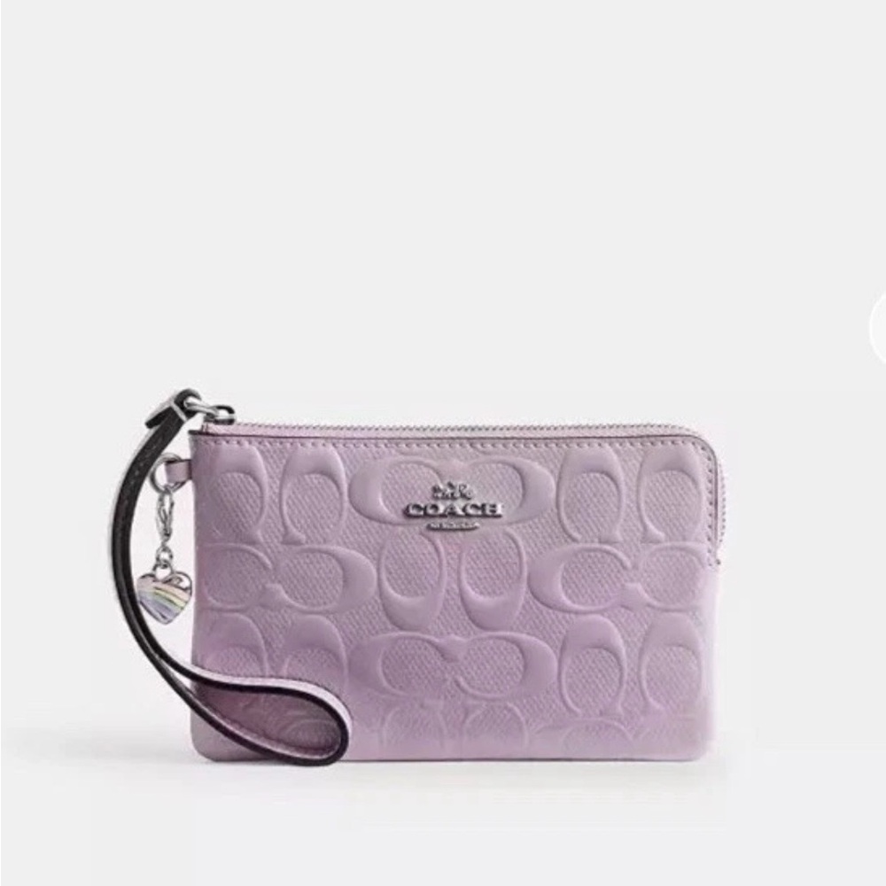 Coach Wristlet Lilac Lavender Purple With Heart Charm * Wallet * Patent Leather